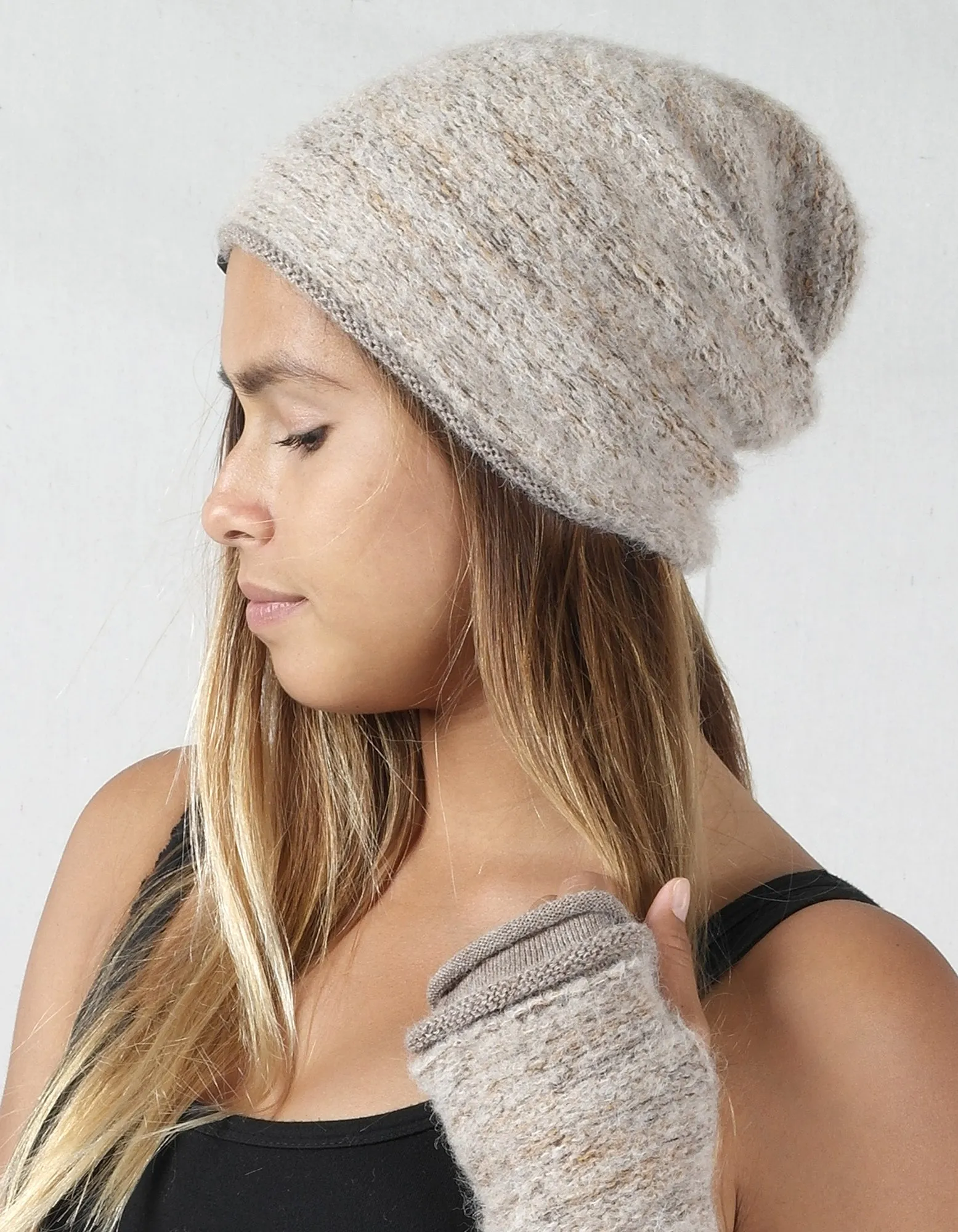Alpaca Beanie Hat - Caraveli - Camel