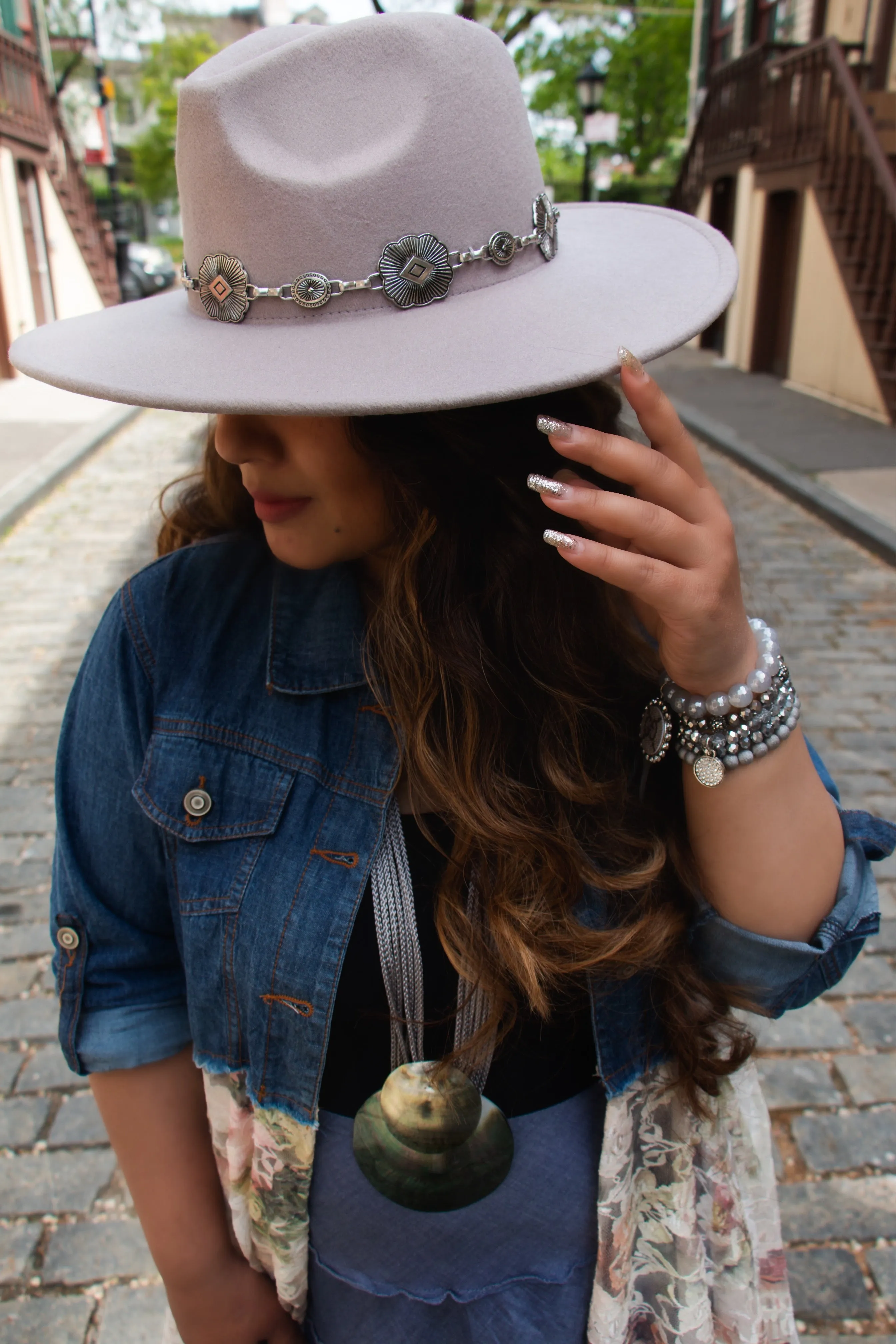 Chain Strap Flat Brim Fedora Fashion Hat