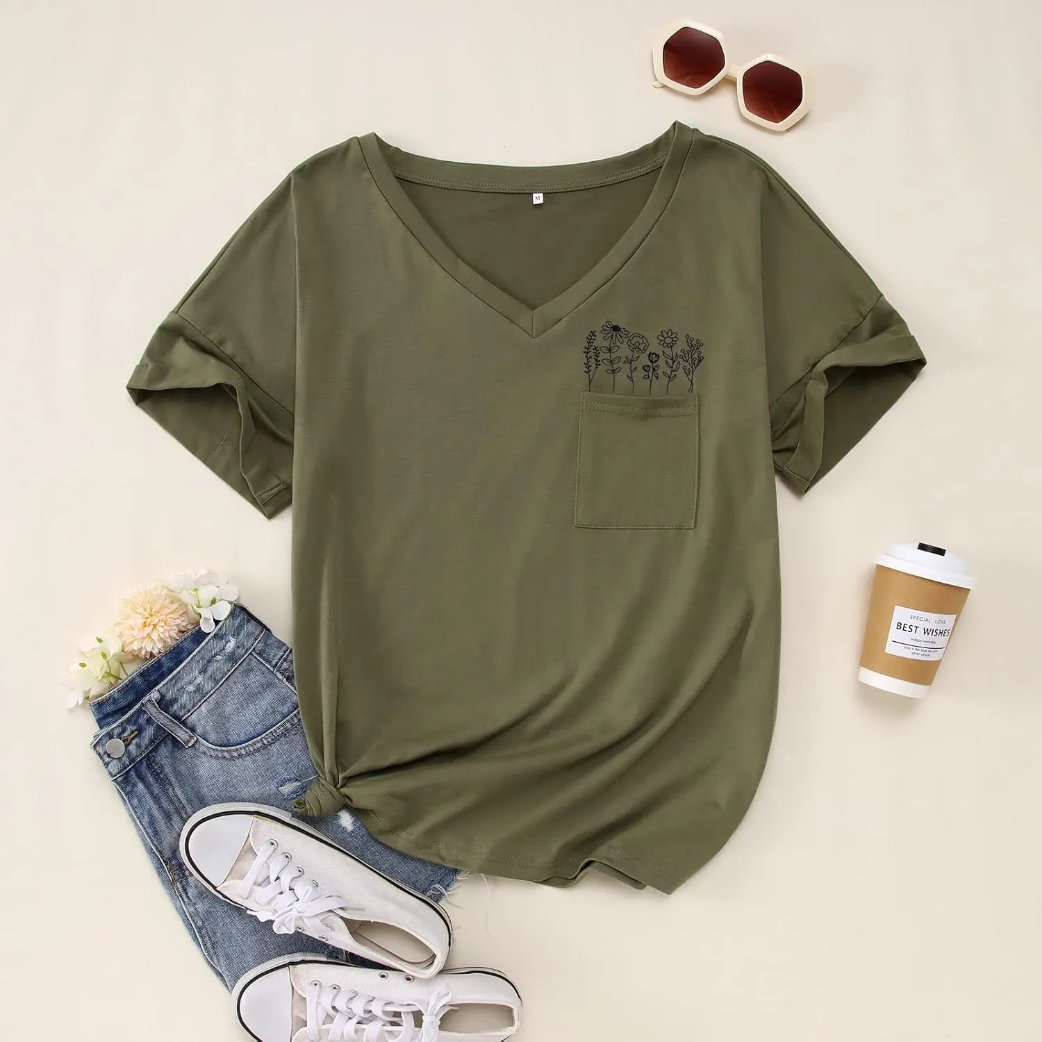 CM C&M WODRO Women's Flower T-Shirt V-Neck Wildflower Graphic Tees with Pocket Floral Shirt Short Sleeve Casual Summer Tops