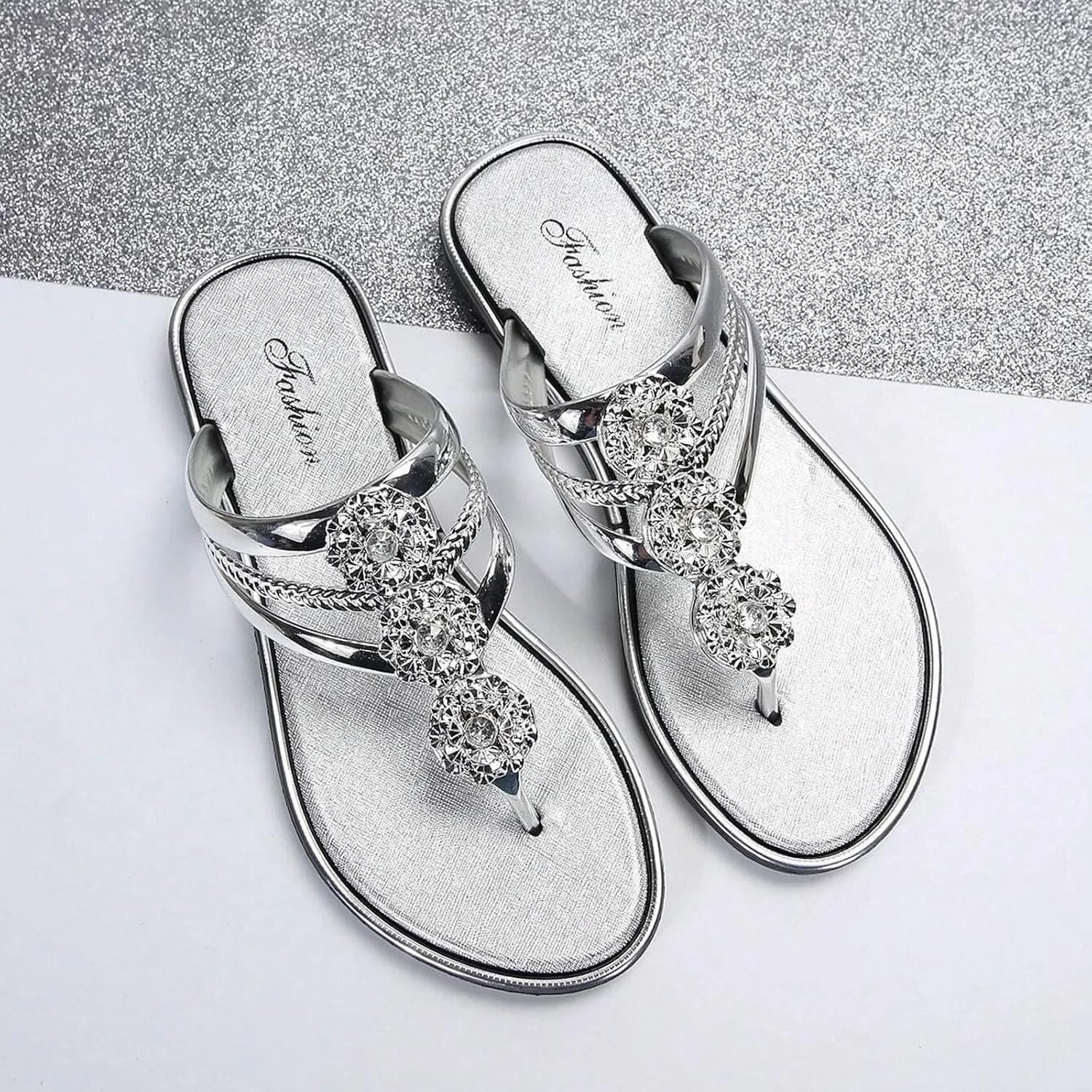 Comfortable Slip on Slide Sandals for Women Fashion Casual Strappy Cool Shoes Casual Non Slip Flat Sandals