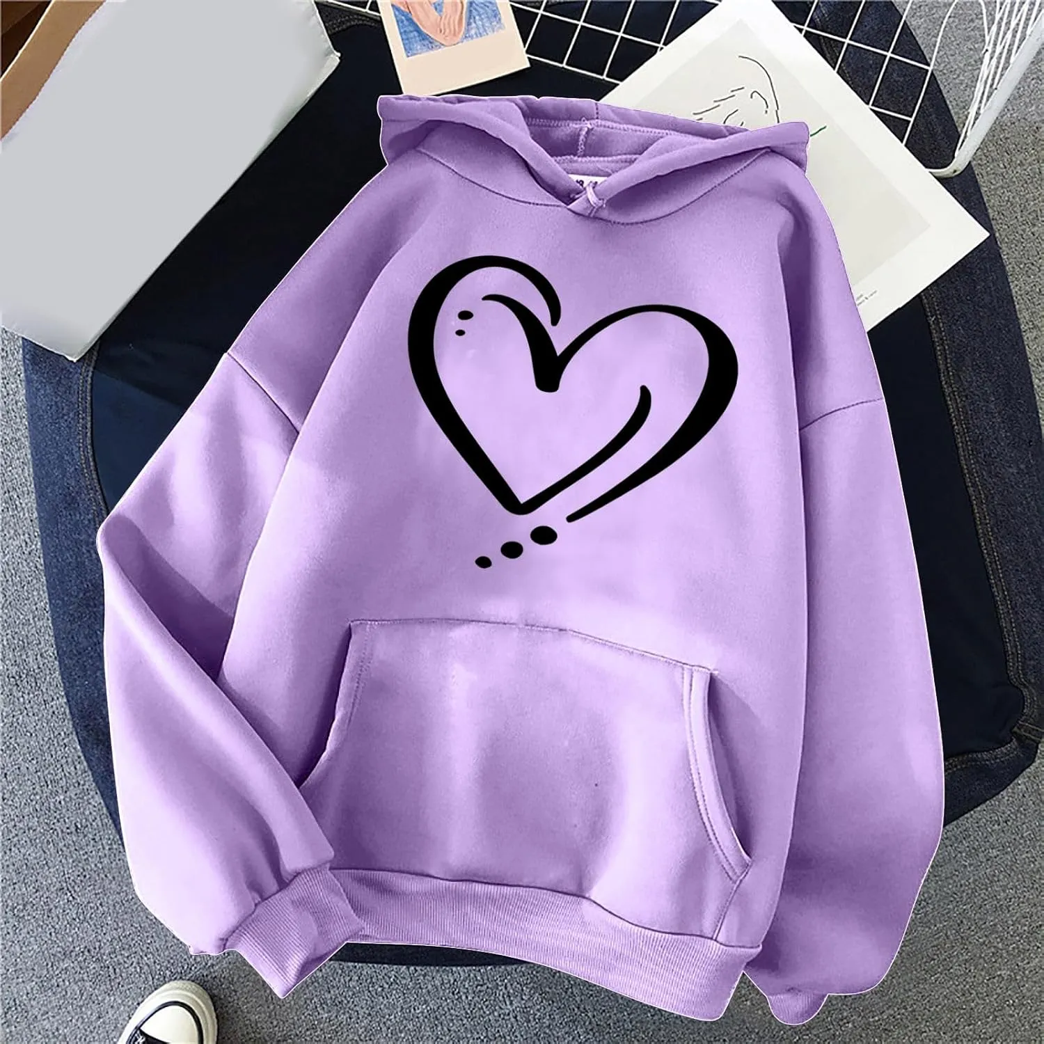 ctdiral Women's Cute Heart Printed Hoodies Casual Long Sleeve Comfortable Hooded Sweatshirt with Pocket Fall Clothes