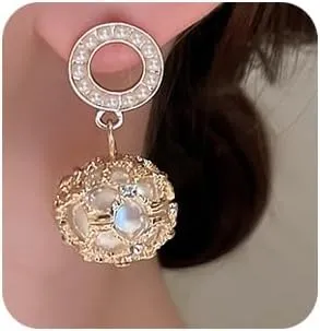 Elegant Pearls Circle Gold Plated Dangle Drop Earrings Sparkly Rhinestone Pearls Dangle Stud Earrings Tassel Pearls Dangle Earring for Brides Bridesmaid for Wedding