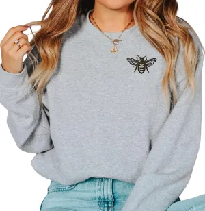 Embroidered Bee Design - Crewneck Sweatshirt Unisex - Oversized Cozy PolyCotton - Sweatshirt for Nature Lovers