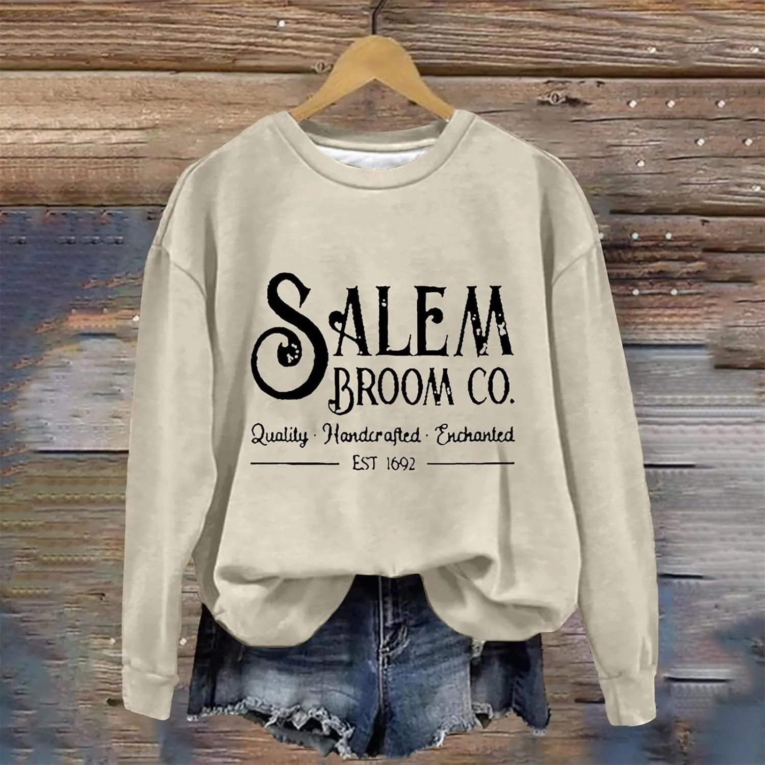 Halloween Sweatshirts for Women 2024 1692 Salem Broom Co Sweatshirt Graphic Crewneck Long Sleeve Hoodies Fall Outfits