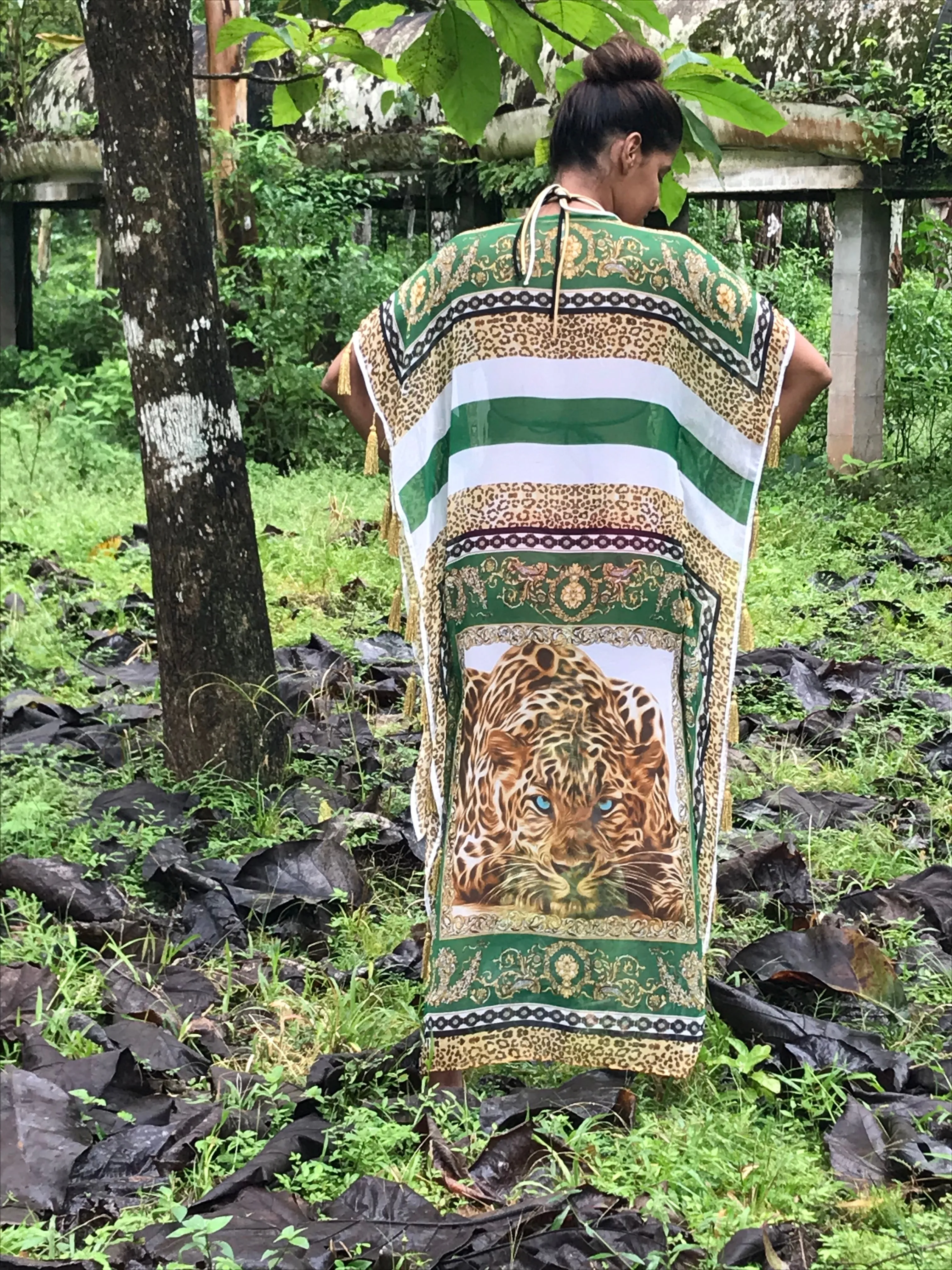 Kimono Leo