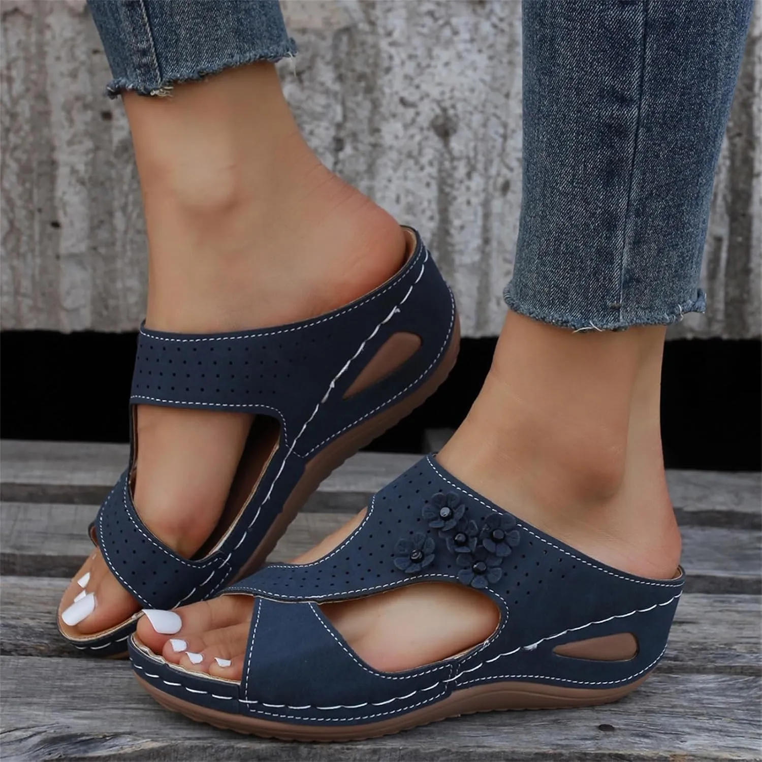 Ladmiple Sandals Women Fashion Flat Orthopedic Walking Slippers Dressy Summer Slip On Orthotic Flip Flops with Arch Support