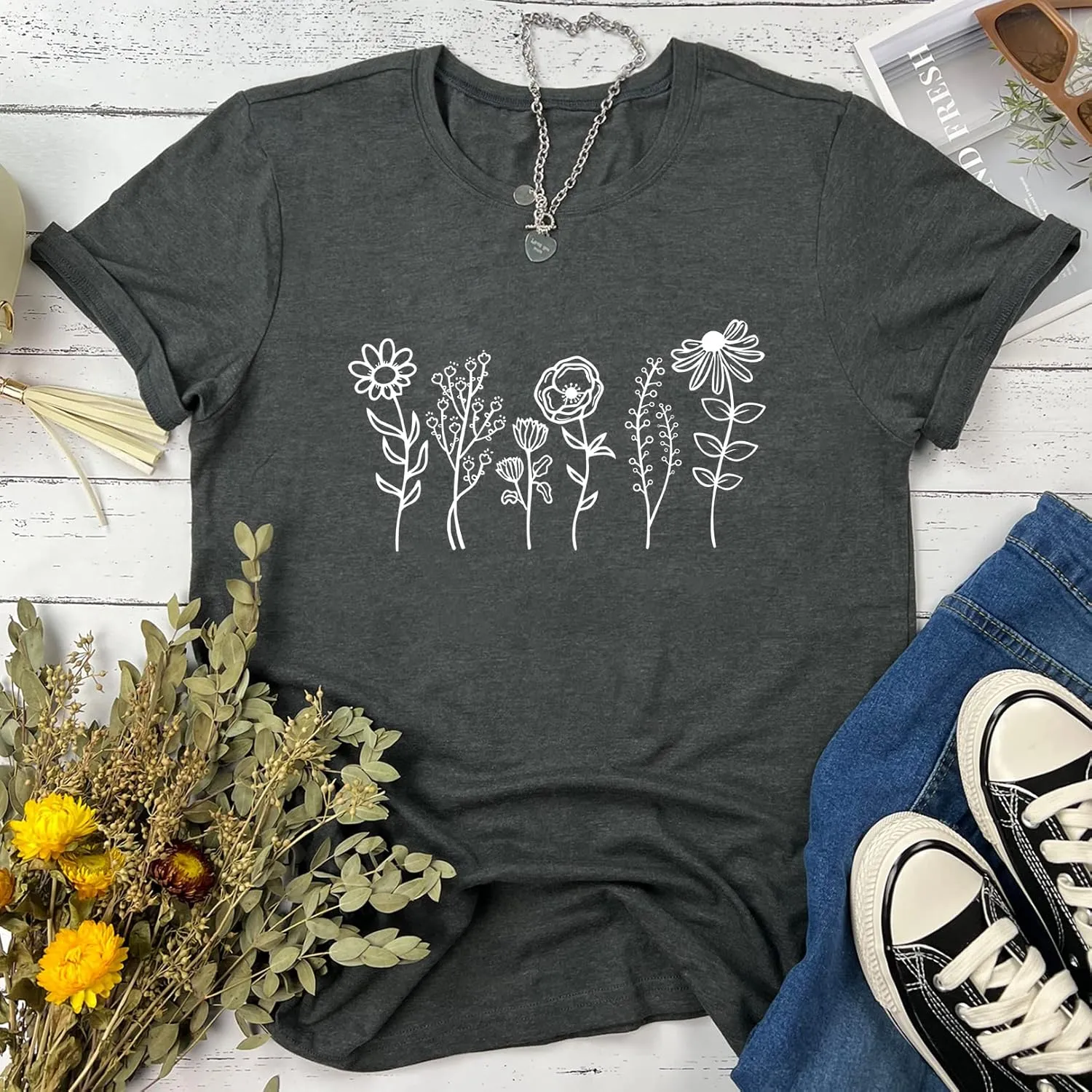 LOOKFACE Women Graphic Shirts Cute Tees