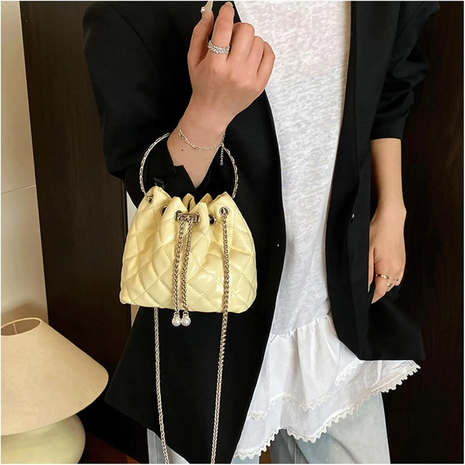 Mini Bucket Bag Quilted Leather Purse with Drawstring Vintage Bucket Handbag Small Shoulder Crossbody Purse Bag