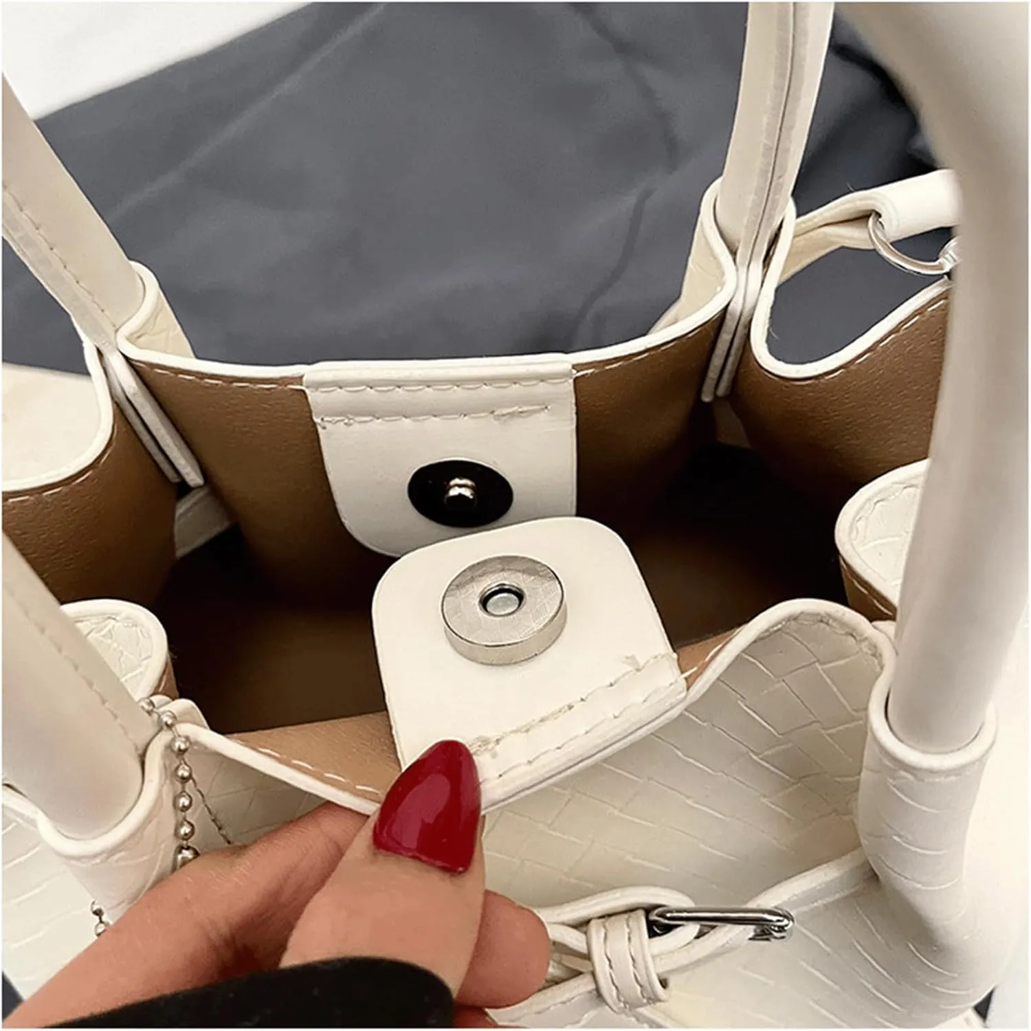 Mini Bucket Bag Vintage Leather Bucket Purse with Plush Charm Crossbody Purse Handbag Small Shoulder Handbag