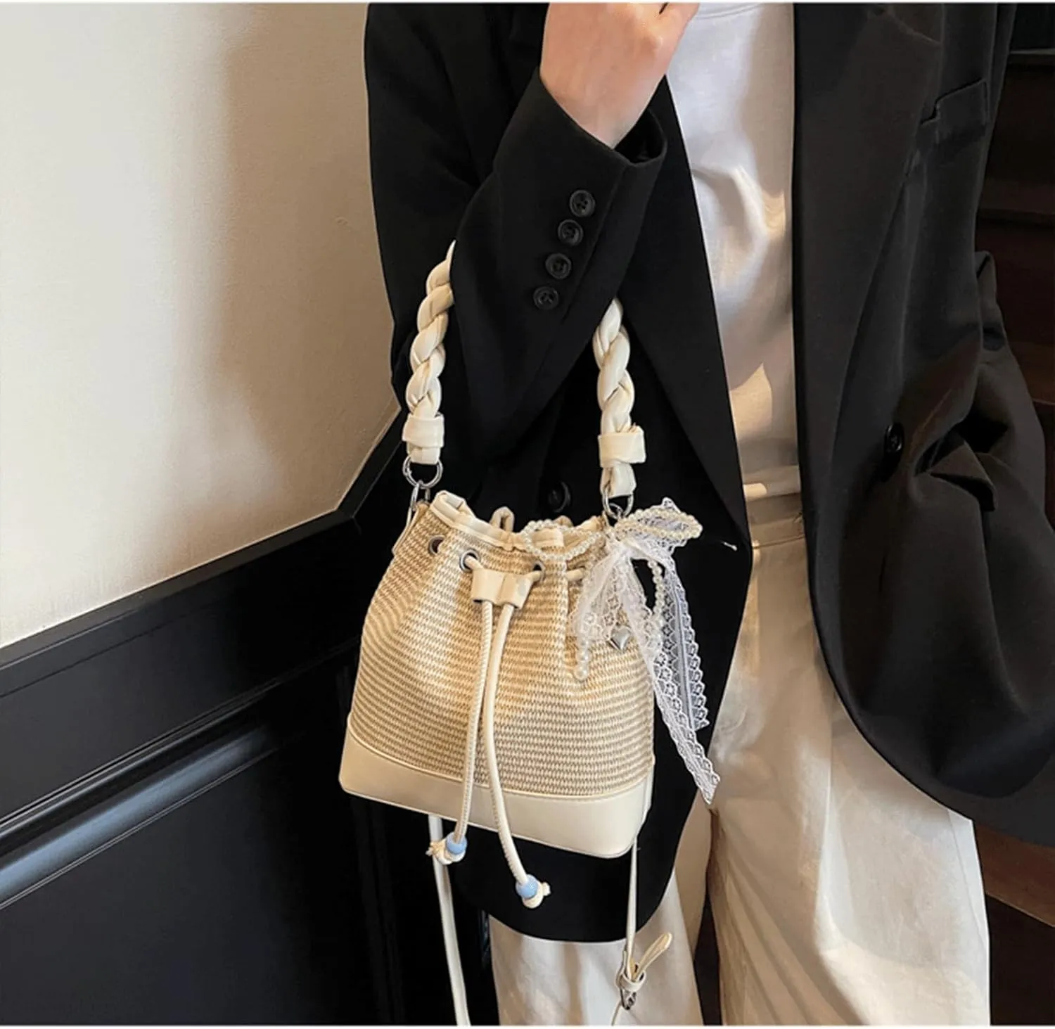 Mini Bucket Bag Vintage Straw and Leather Bucket Purse with Drawstring Closure Lace Pearl Charm Crossbody Shoulder Purse Bag