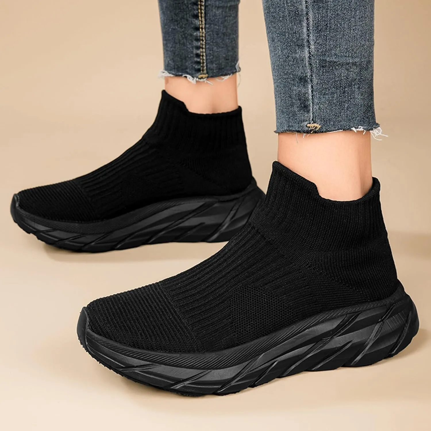 Slip on Walking Shoes Women Comfy Knitted Non Slip Vintage Wide Running Shoes Breathable Gym Workout Shoes Lightweight Fashion Sneakers