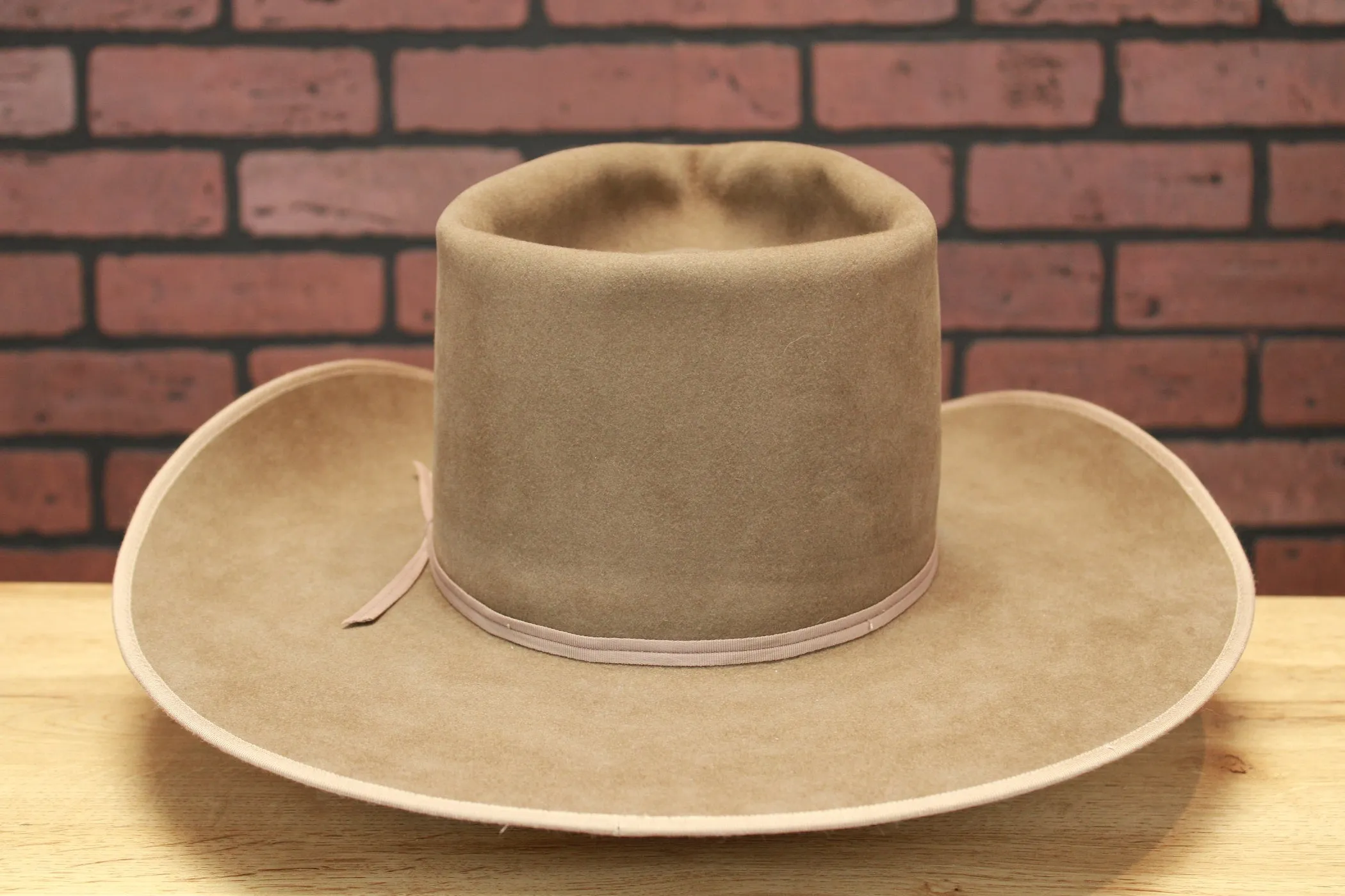 El Dorado 1966 Thornton - Premium Vintage Collectible