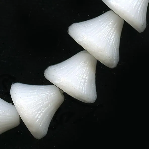 Vintage Czech molded glass cone beads, 8x10mm package of 10. b11-bw-0864(e)