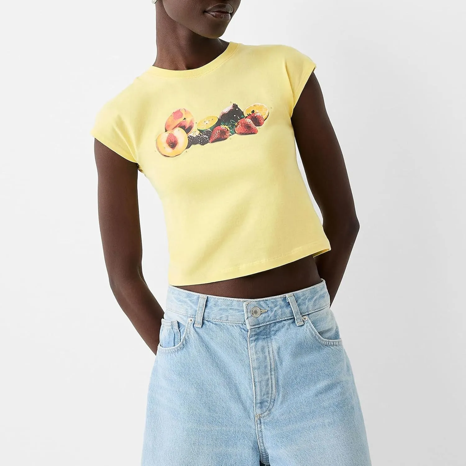 Women Vintage Graphic Baby Tees Cute Print Short Sleeve Crop Top Fairy Crew Neck Top 00s Aesthetic Going Out Shirts