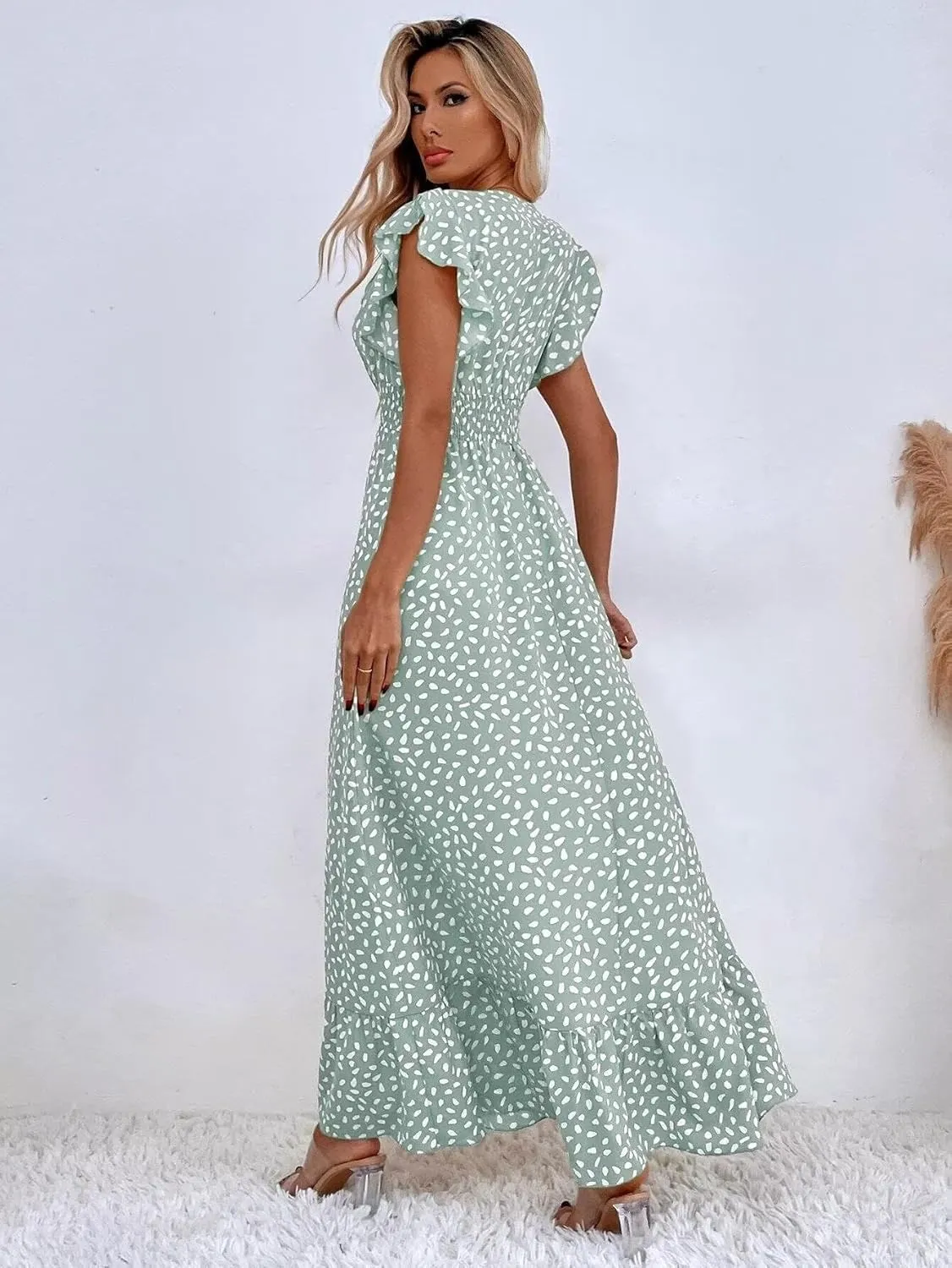 Womens Ruffle Sleeve Floral Maxi Dress V-Neck Flowy Summer Dress for Beach Vacation Casual Sundress